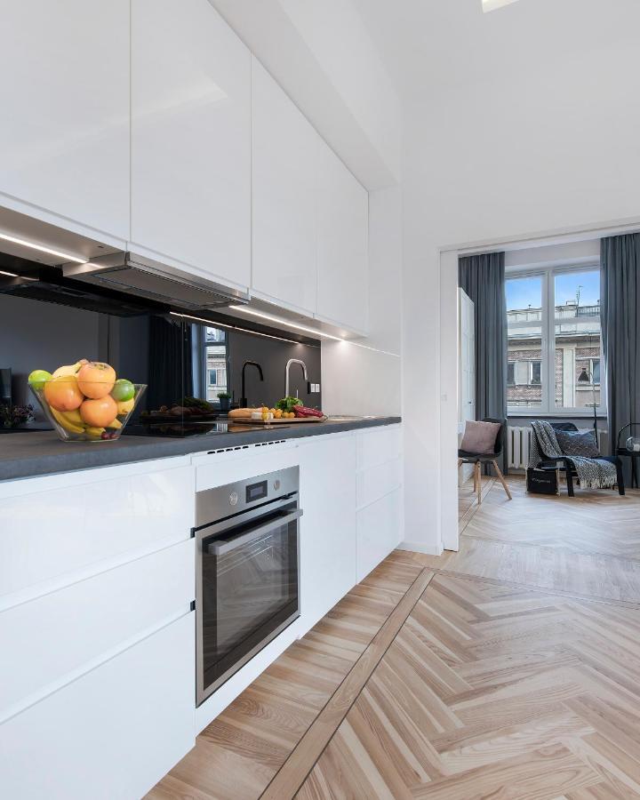 Marszalkowska Center Serviced Apartments Варшава Екстер'єр фото